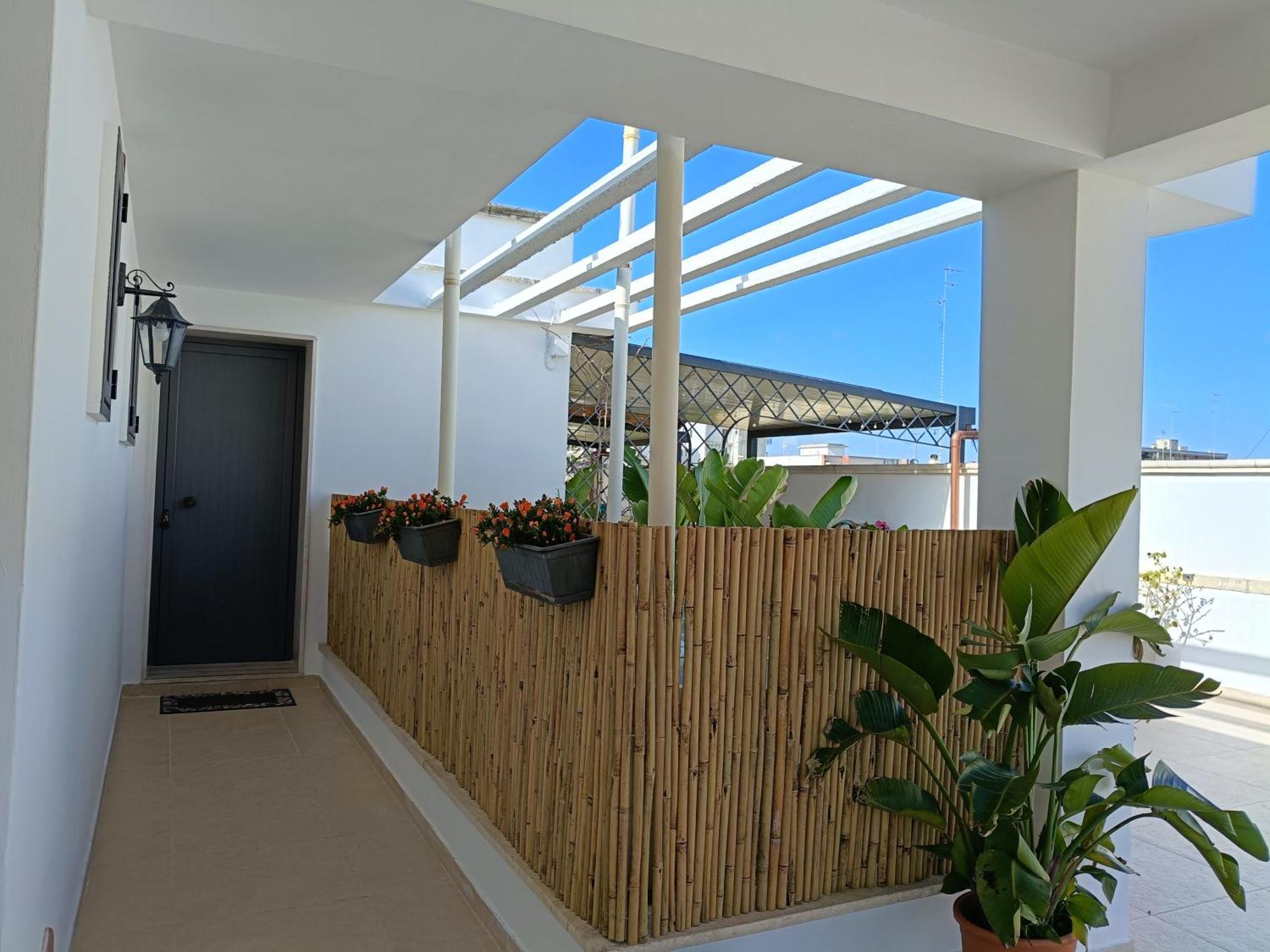 דירות לצ'ה Terrazza 44 מראה חיצוני תמונה